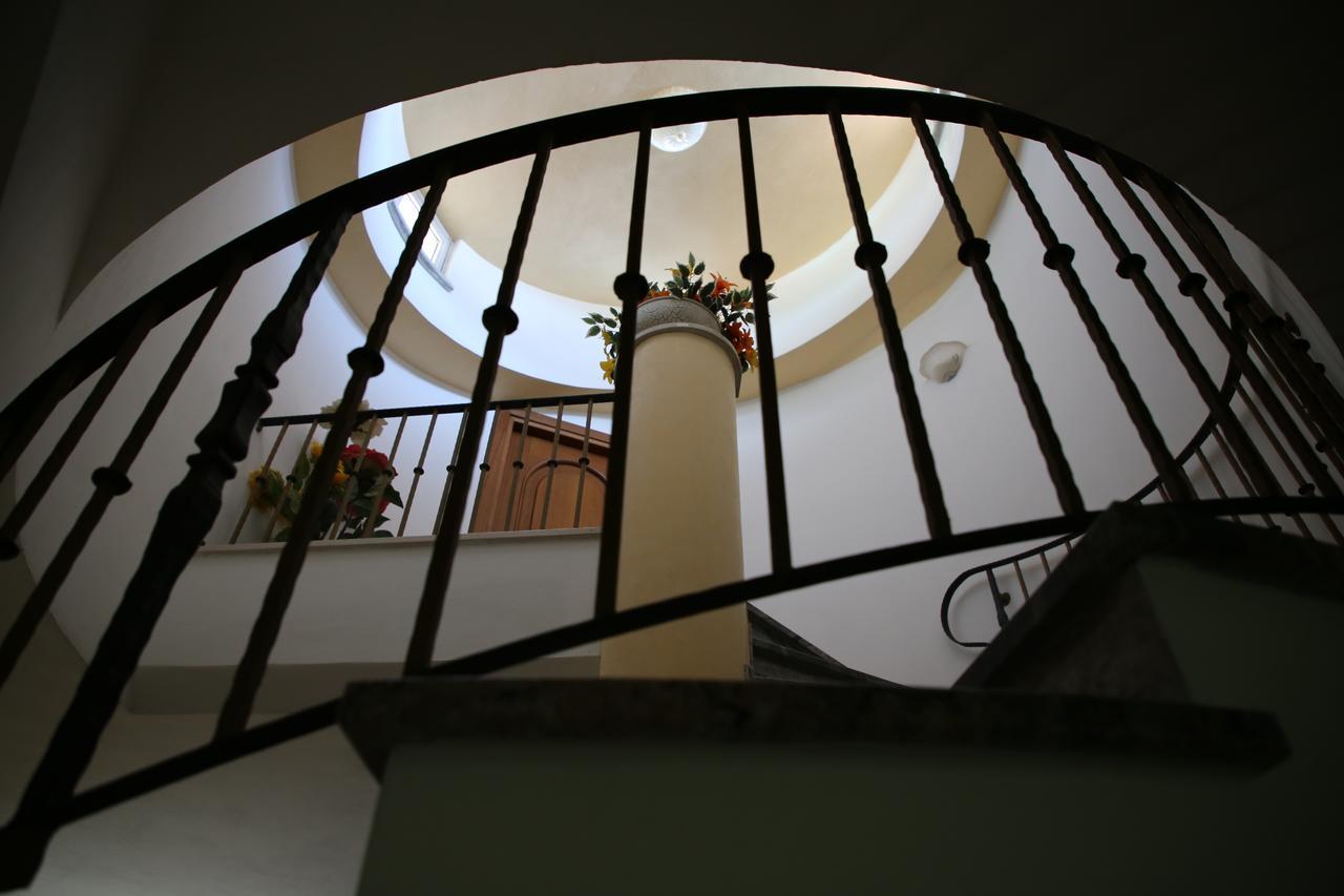 Villa Naclerio ซาร์ซานา ภายนอก รูปภาพ